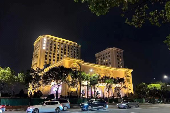 上海闵行区店白金汉爵大酒店KTV预订，获得广大客户的认可