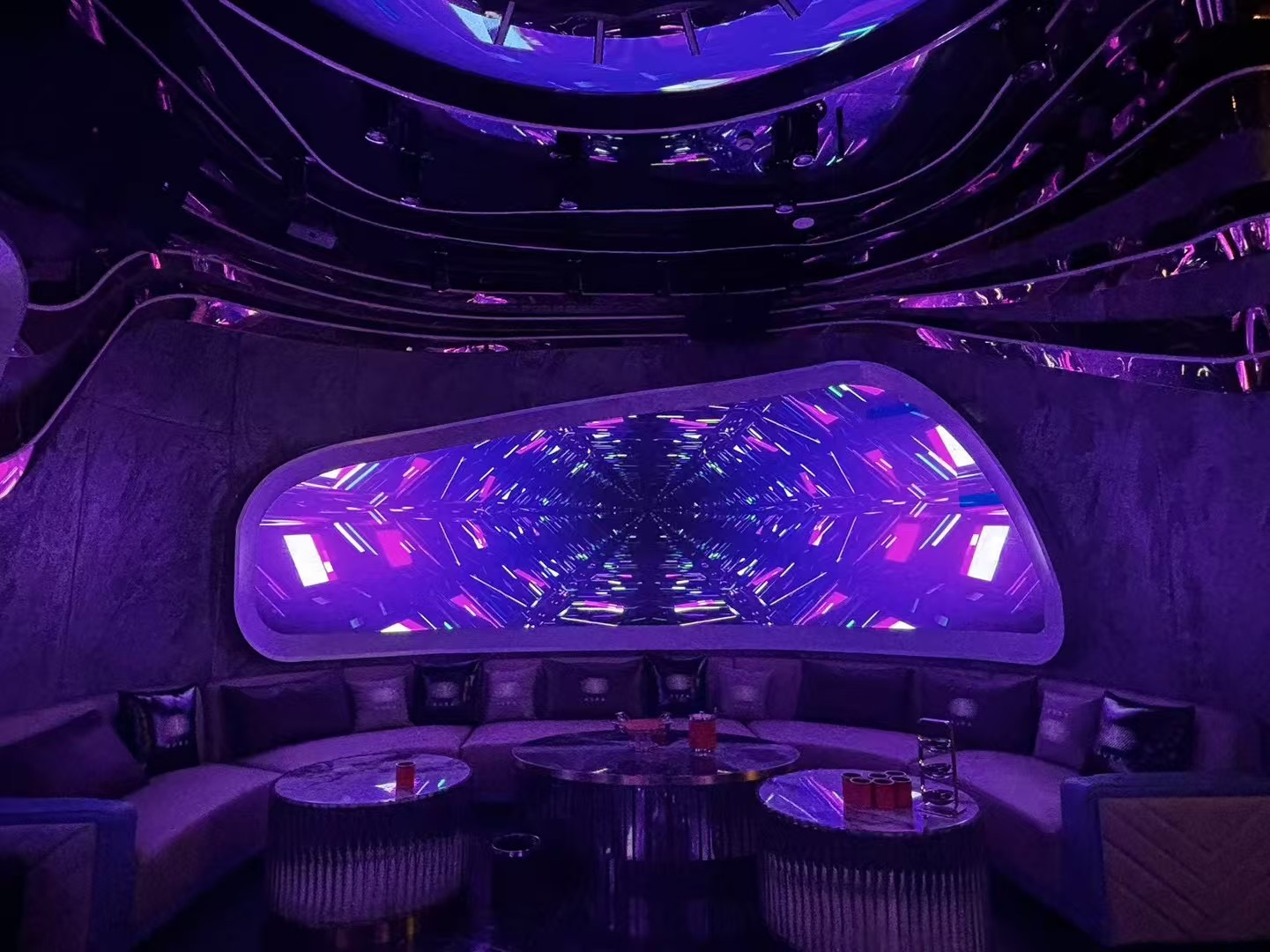 贵阳高端KTV预订攻略,尊荣会KTV,热门之选生意好