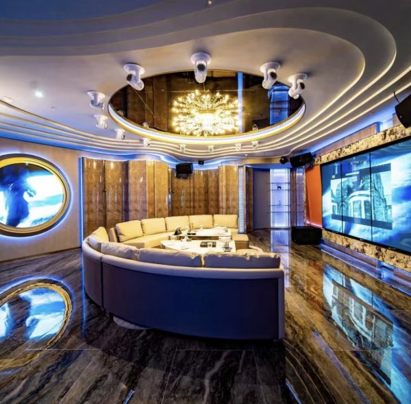 合肥瑶海区KTV招聘-合肥夜场招聘灯光师打造独特的视听享受