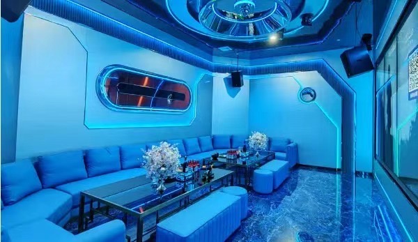 北京女生速进:夜场招聘开启,用自我展现实现财富梦想