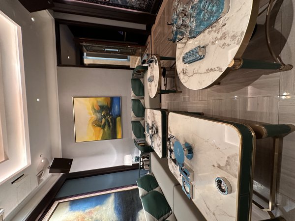 重庆浦东金桥皇家一号夜总会KTV夜场招聘，提供住宿，店内直招