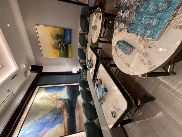 重庆宝山高端KTV夜总会招聘启事：寻找夜场精英，加入我们的团