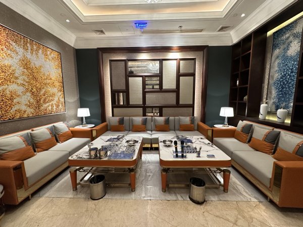 贵阳KTV夜总会招聘Model-自由轻松的工作环境