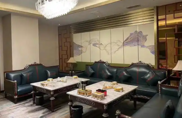 台州夜总会KTV招聘启事繁华都市中的璀璨舞台