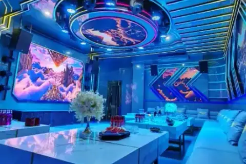 苏州亚洲骊骏汇KTV招聘礼仪模特-执着勇奋进追逐职场璀璨星