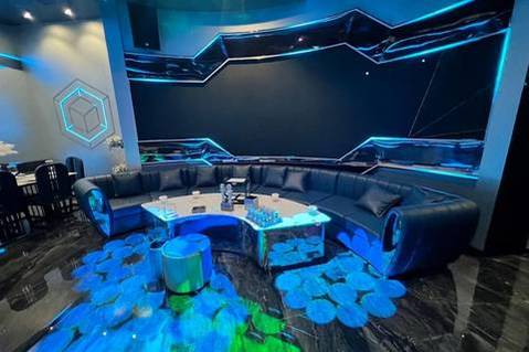 三亚夜总会招聘礼仪/接待,行业精英聚,共创职场辉煌景