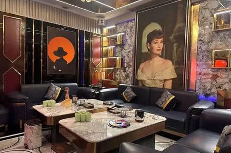 海口KTV招聘酒水促销员急聘优质模特及时把握好时机