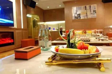 广州夜场招聘模特/酒水促销员,食宿全面提供,高薪职位任选