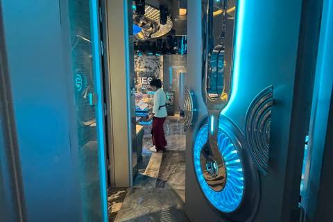 东莞夜总会招聘兼职/促销员,福利满满盼优秀,机票住宿待遇高