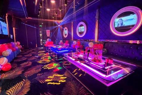 上海夜总会招聘,上海KTV招聘,为梦前行勇拼搏,青春无悔向未