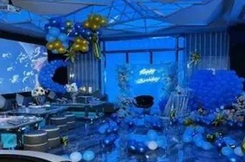 重庆星悦汇夜总会招礼仪模特,携手同行,共绘职业生涯璀璨新篇