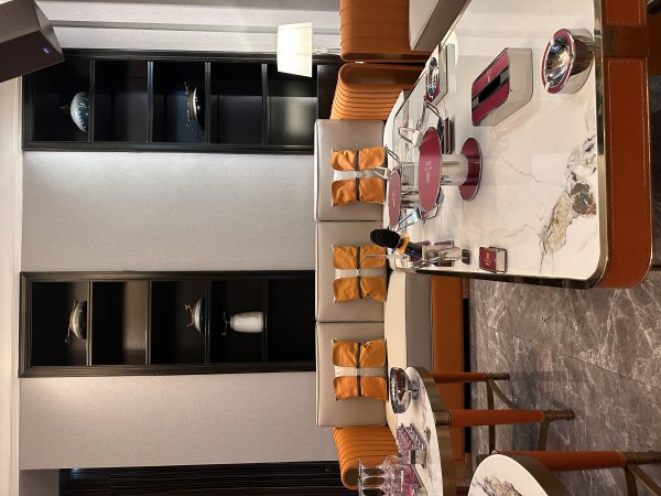 上海商务KTV高薪直招 日结招聘