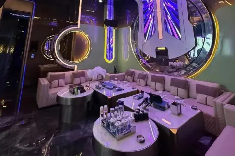 上海商务娱乐会所招酒水礼仪 日结薪酬优 工作轻松无压力爽