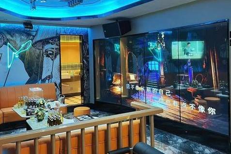 南昌百达翡丽夜店服务员招聘，轻松工作氛围佳福利多