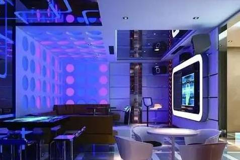 无锡夜店服务员做事积极热情主动待遇优