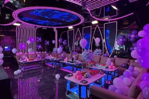 张家界KTV招聘努力成就幸运未来由你书写