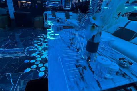 上海多家场所夜场招聘模特,机酒全具备,待遇超高端