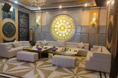 厦门伍叁贰夜场招聘模特促销,新员应聘成功即享红包福利